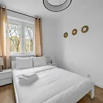Mokotow Modzelewskiego Modern By Bookinghost 公寓 华沙