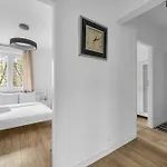 Mokotow Modzelewskiego Modern By Bookinghost *