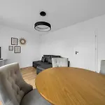 Mokotow Modzelewskiego Modern By Bookinghost 公寓