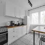 公寓 Mokotow Modzelewskiego Modern By Bookinghost 华沙