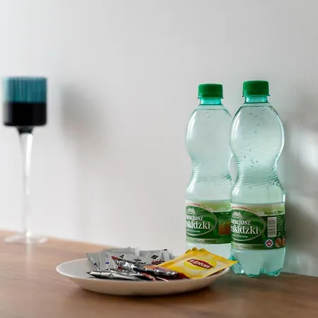 شقة Mokotow Modzelewskiego Modern By Bookinghost