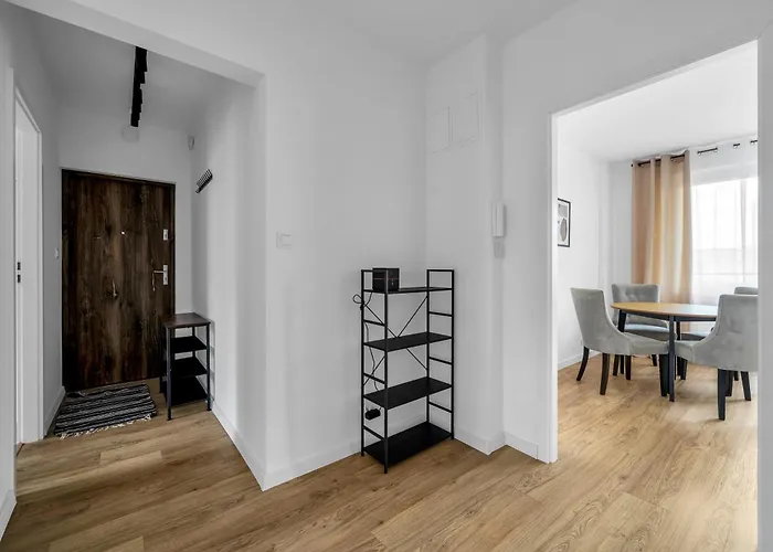 Mokotow Modzelewskiego Modern By Bookinghost *