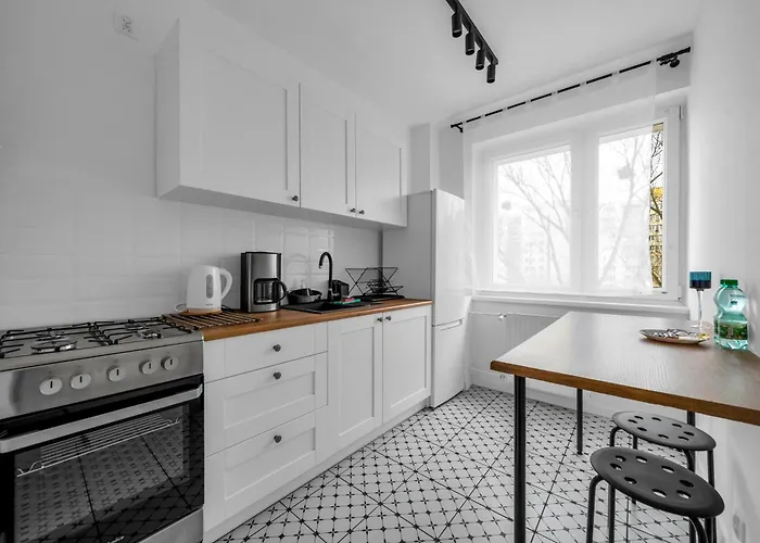 Appartement Mokotow Modzelewskiego Modern By Bookinghost Warschau